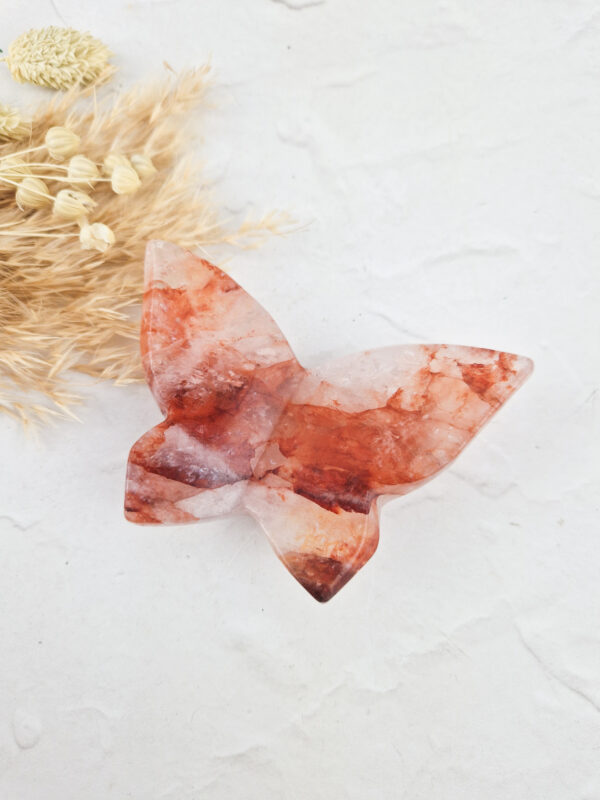 Hematoide kwarts vlinder (red healer/fire quartz)